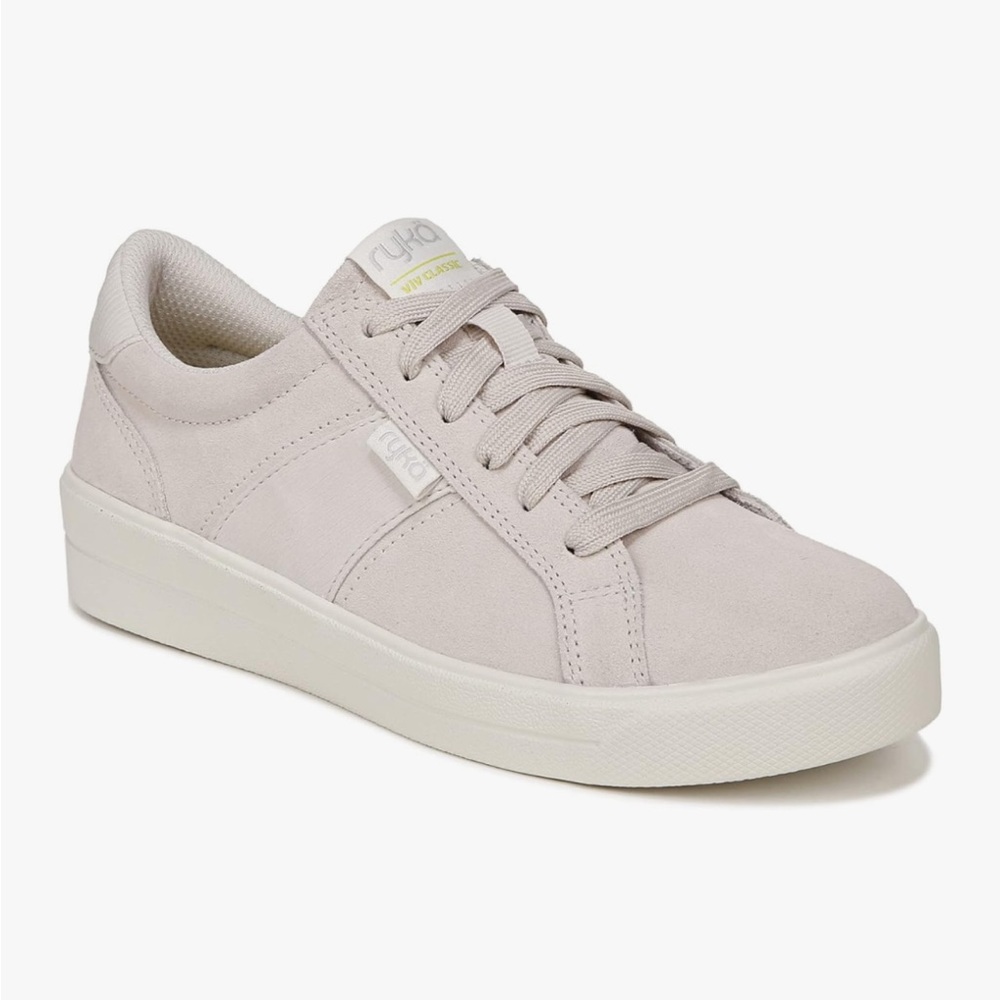 Ryka•NWOB•8•Suede Viv Classic Sneakers•Sand Beige•Lace-Up Closure•Padded Collar🌼